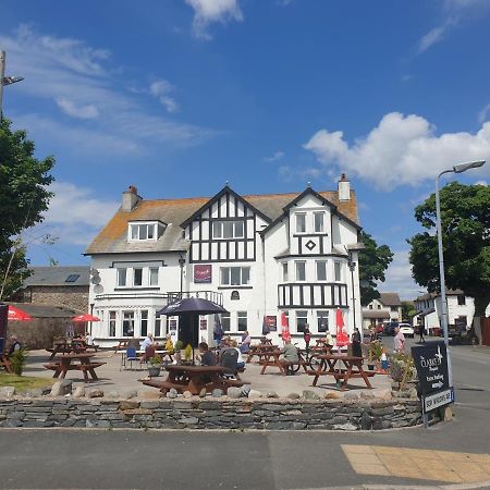 Clarkes Hotel Barrow In Furness Extérieur photo