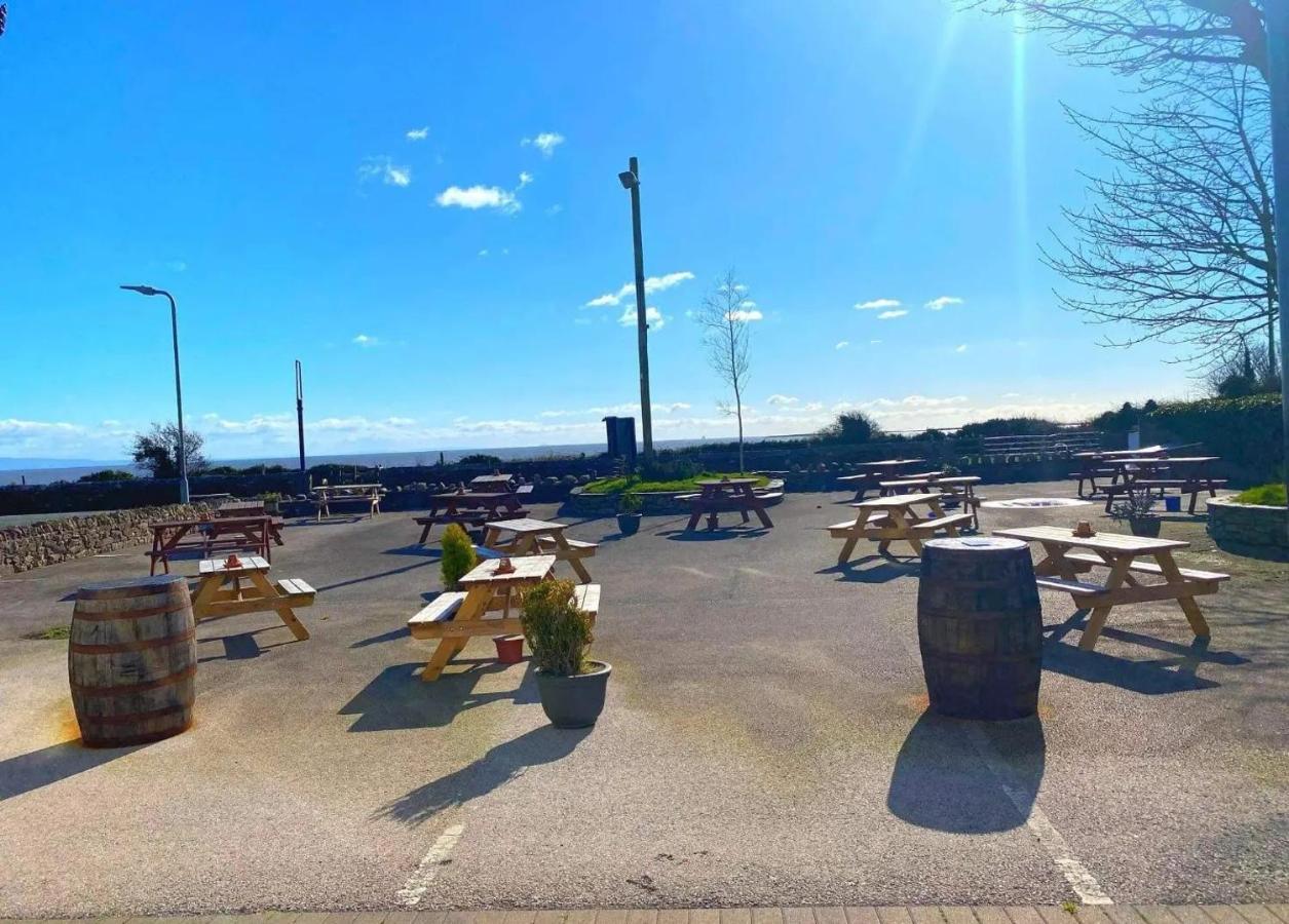 Clarkes Hotel Barrow In Furness Extérieur photo