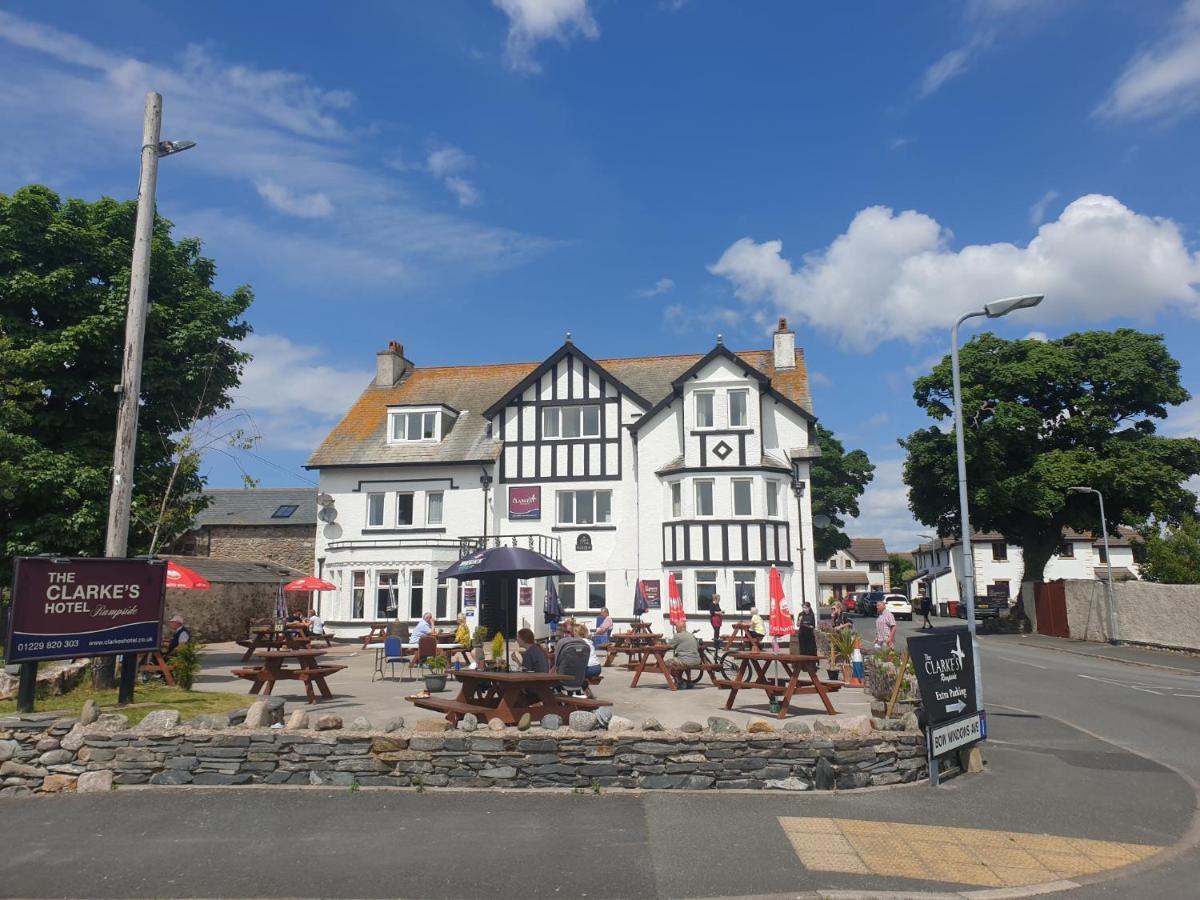 Clarkes Hotel Barrow In Furness Extérieur photo