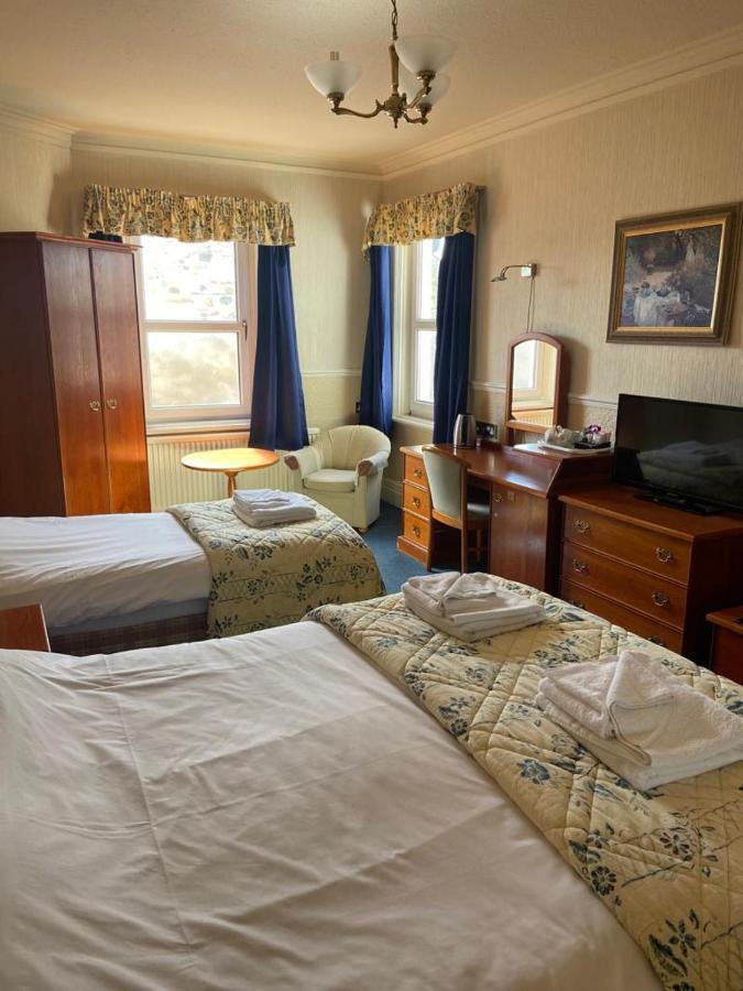 Clarkes Hotel Barrow In Furness Extérieur photo