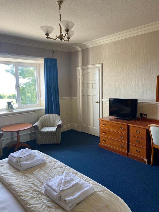 Clarkes Hotel Barrow In Furness Extérieur photo