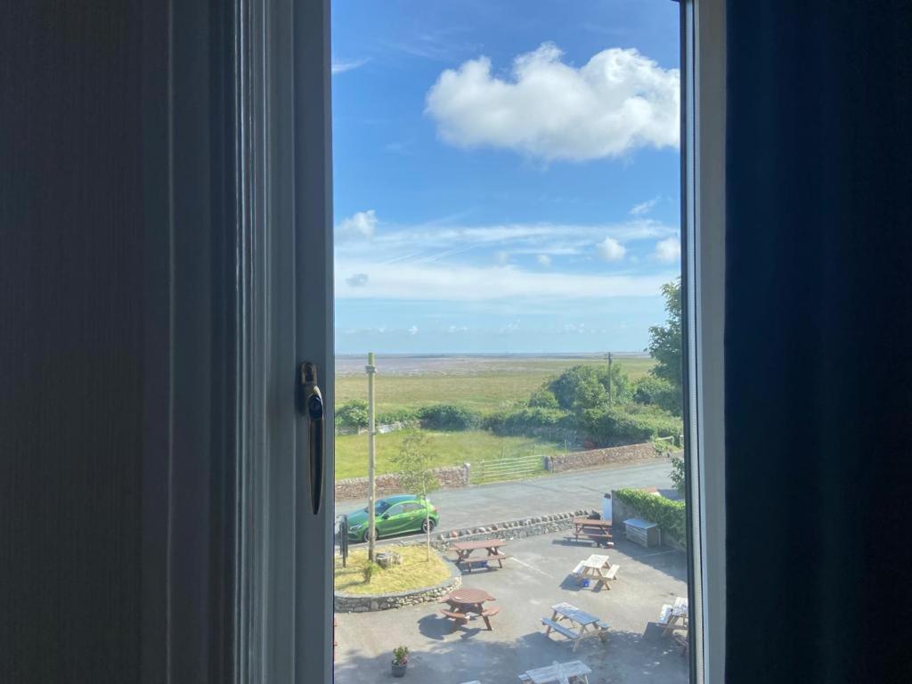 Clarkes Hotel Barrow In Furness Extérieur photo
