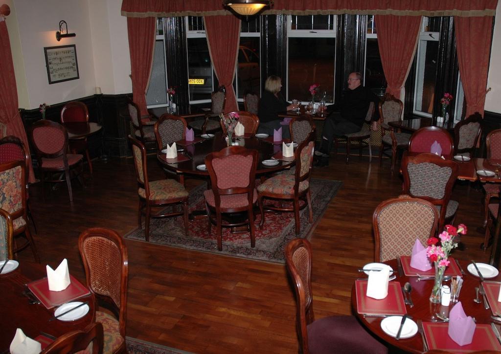 Clarkes Hotel Barrow In Furness Extérieur photo