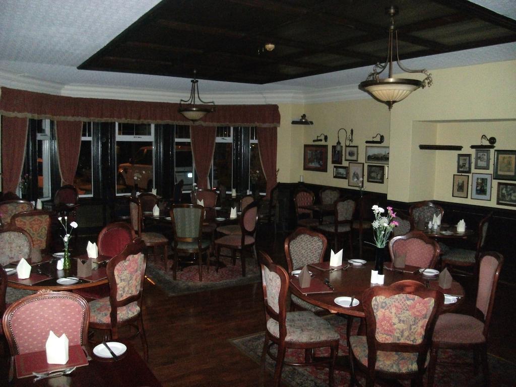 Clarkes Hotel Barrow In Furness Extérieur photo